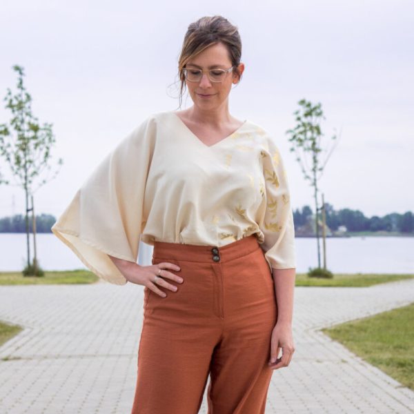 Vita blouse voor dames en tieners - Afbeelding 2