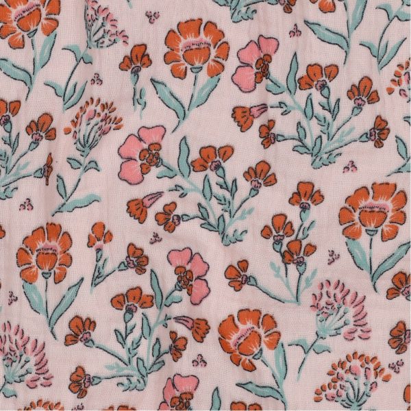 Zachtroze bloemenweide hydrofiel