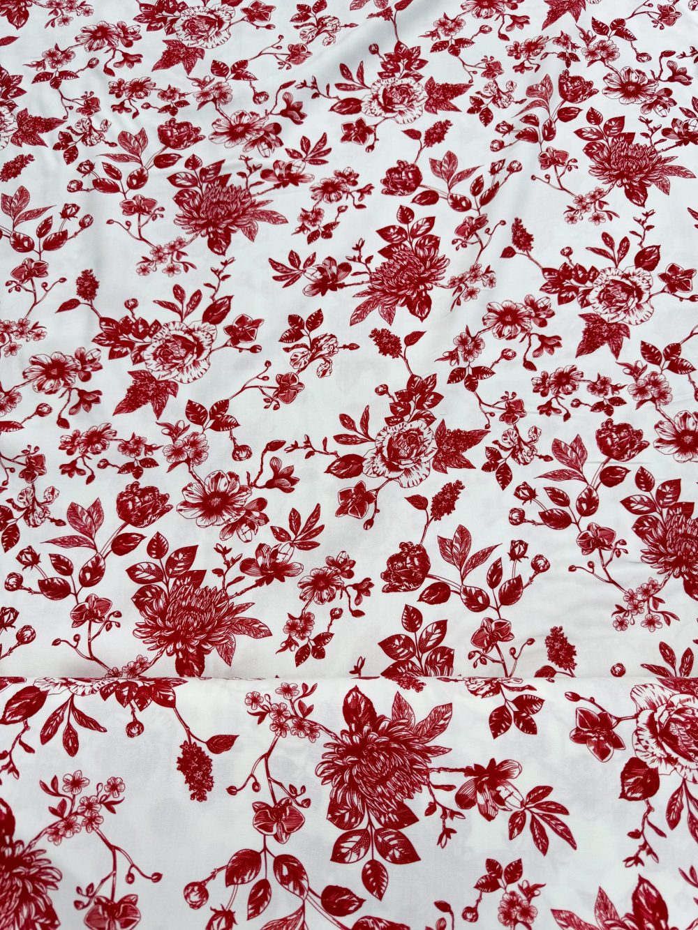 Viscose poplin met rode bloemen - Afbeelding 2