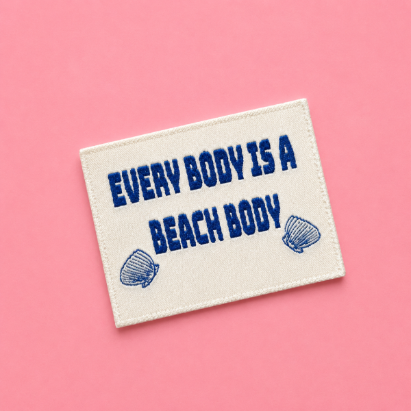 Vierkant label Every body is a beach body