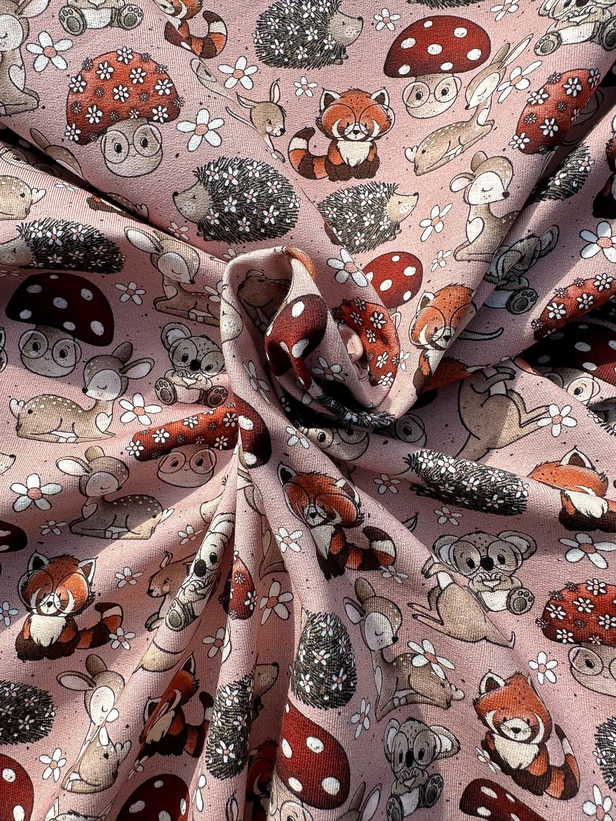 Bosdiertjes roze Frenchterry - Afbeelding 2