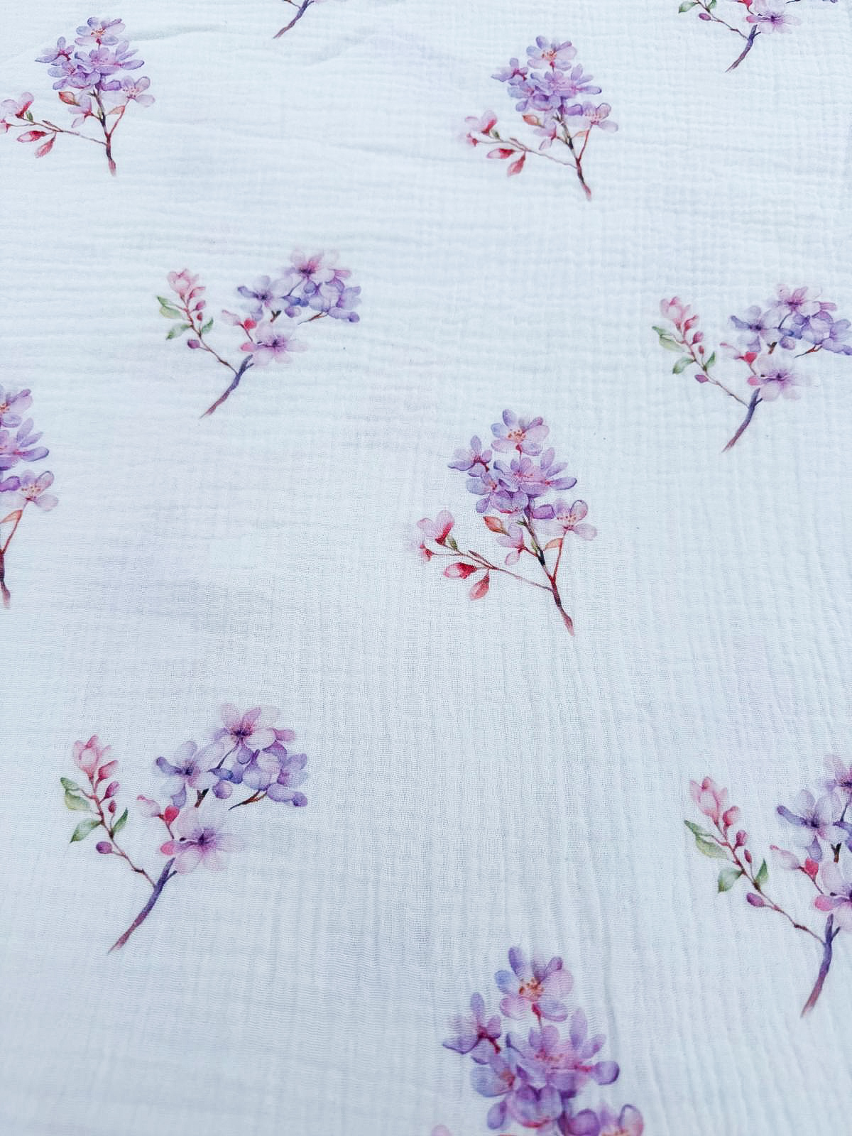 Hydrofiel purple flower blossom