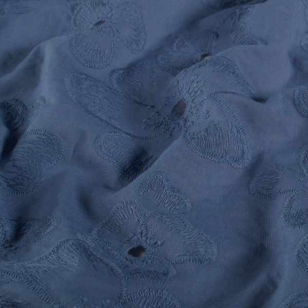 Katoen broderie floralia blauw