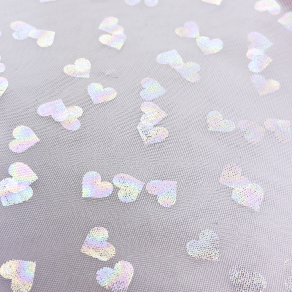 Tule met regenbooghartjes Lila