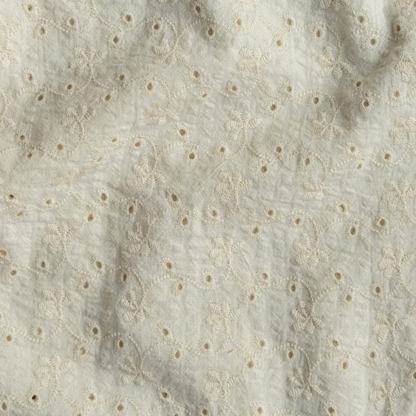 Seersucker Broderie Flowers – Cream